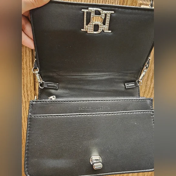 Badgley Mischka Black Quilted Chain Strap Crossbody Handbag NWT - Picture 9 of 14